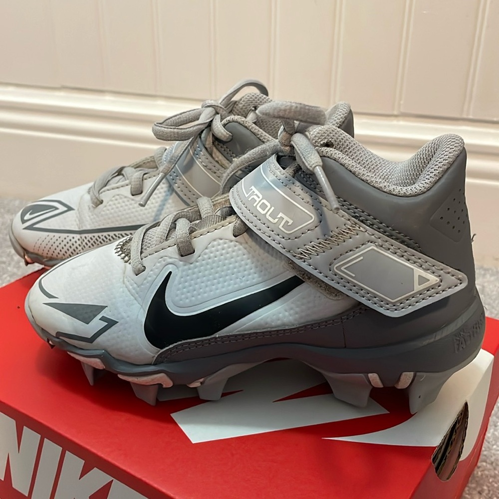 Nike trout fast flex baseball cleat youth size 12